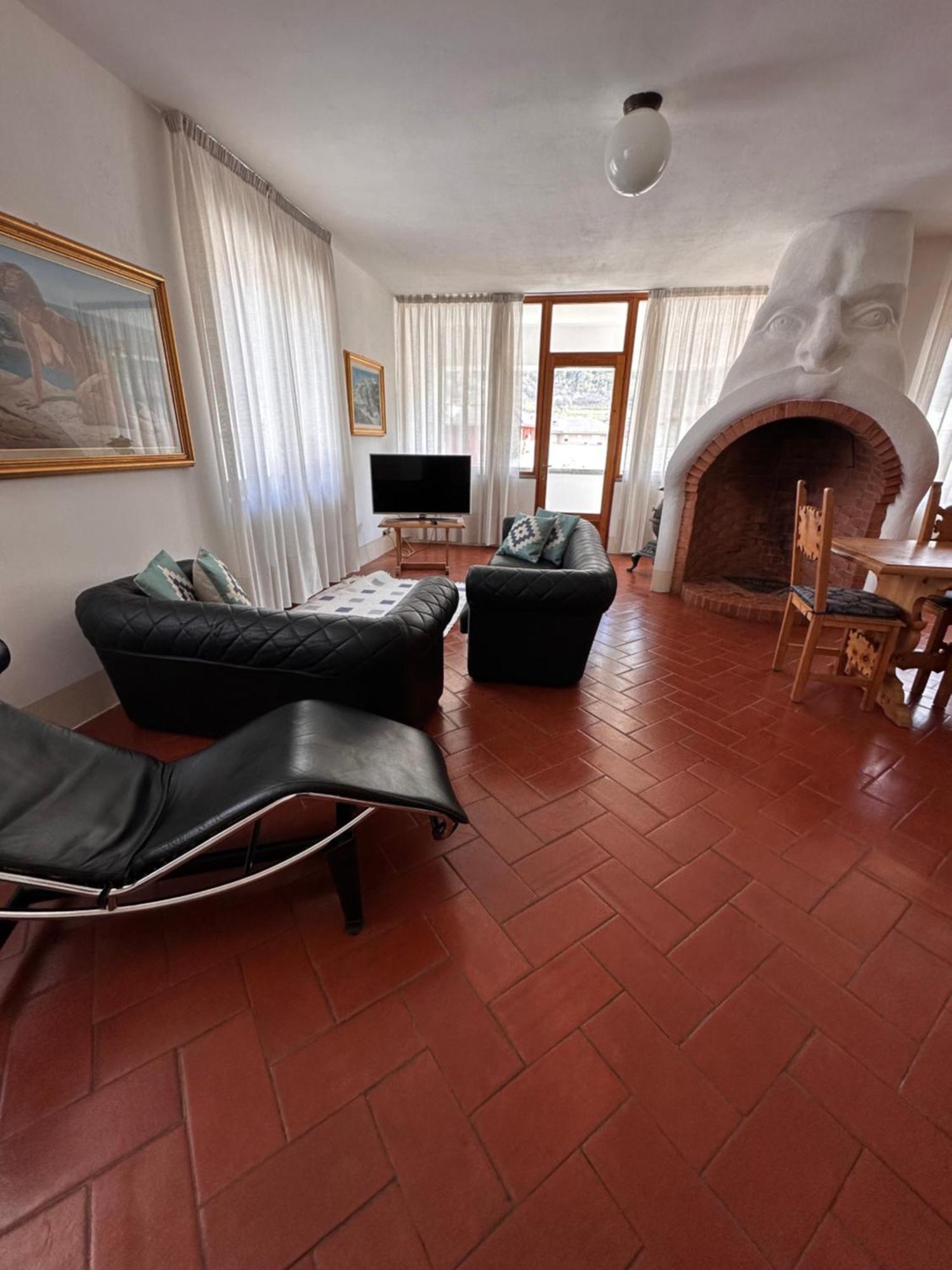 Ampio Appartamento Con Vista “Casa Magro” تيرانو المظهر الخارجي الصورة
